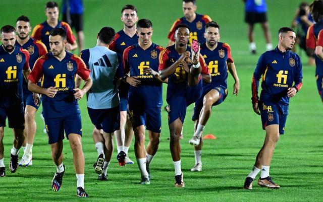 1669137595018023346.jpg 1669137592.jpg